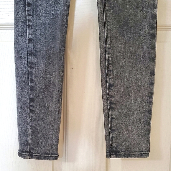 Vanilla Star Highrise Skinny Black Stone Wash Jeans Junior's Waist 26 / Size 3 - Picture 4 of 12
